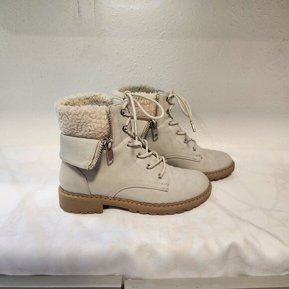 JustFab Illona Combat Boot Womens 7.5 White Faux Fir Lining Lace-Up Y2K Military - Picture 4 of 13